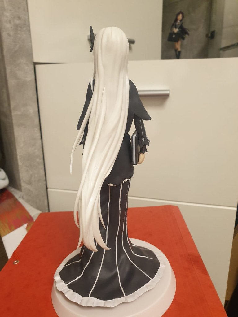 Ecchidana Re Zero Anime-Figur mit Buch,